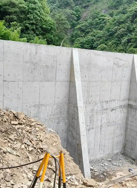 保定徐水县重力式挡土墙